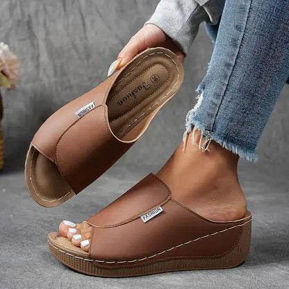 Marchéa | Mules Compensées en Cuir Respirant