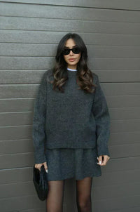 Gris foncé