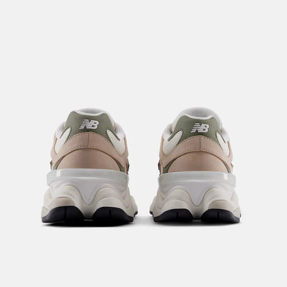 Baskets unisexes NB 9060 MINDFUL GREY avec DARK OLIVINE